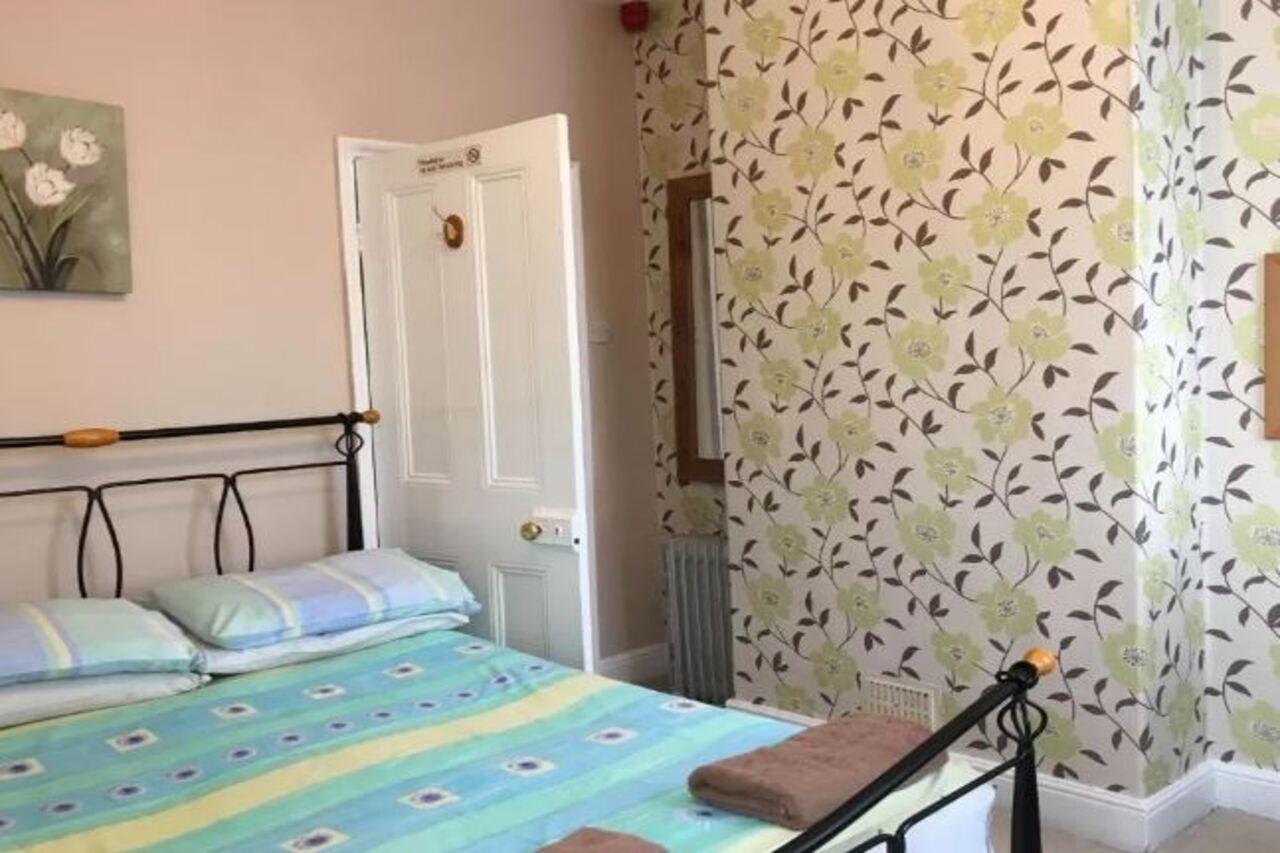Burton Villa Guest House York Bagian luar foto