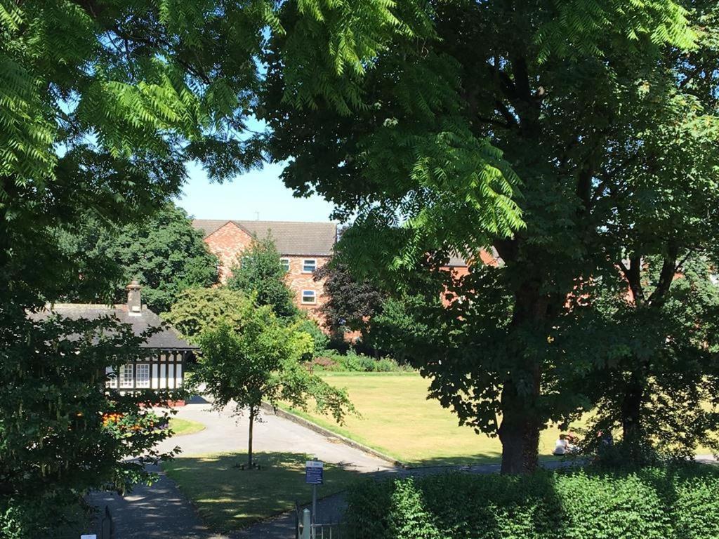 Burton Villa Guest House York Bagian luar foto